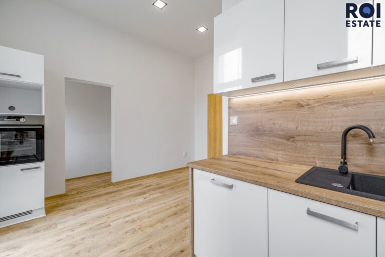 Prodej bytu 2+1, 80 m² – Opava – Předměstí