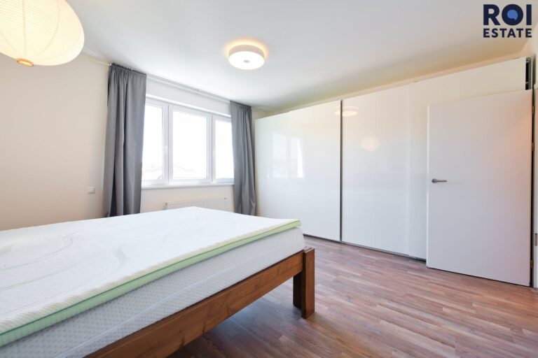 Pronájem bytu 2+kk, 62 m² – vč. garážového stání- Brno, Košinova – Královo Pole