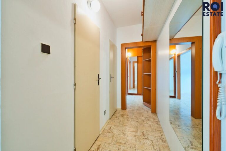 Prodej bytu 2+1 60 m², Újezd u Průhonic