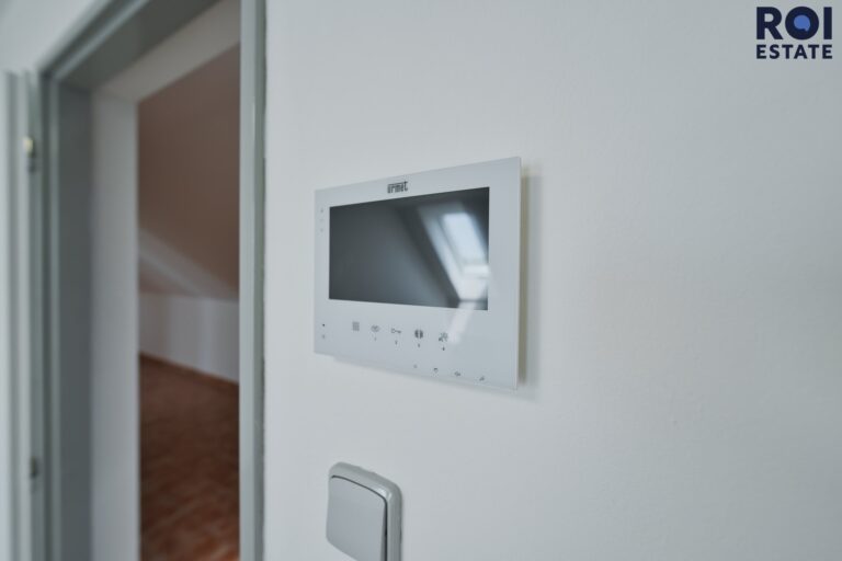 Pronájem kanceláře/obchodního prostoru 18 m²  – Slavkov u Brna
