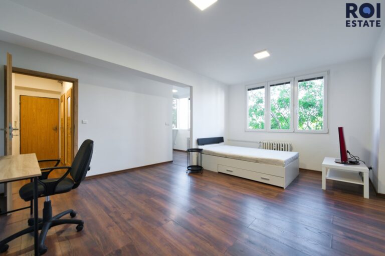 Pronájem byty 1+1, 41 m² – Benešov