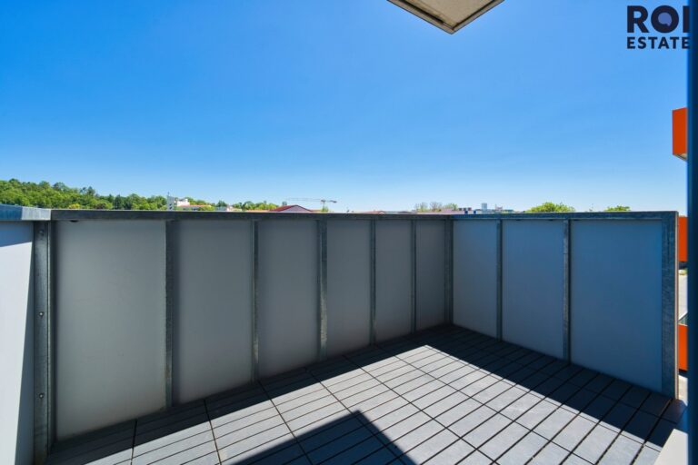 Pronájem bytu 2+kk, 62 m² – vč. garážového stání- Brno, Košinova – Královo Pole