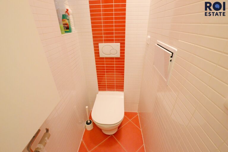 Stylový a kompletně zařízený byt 1+kk (34 m²) u parku Lužánky