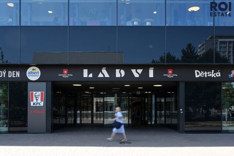 Prostorný byt 3+1 s lodžií přímo u metra Ládví – Praha Kobylisy
