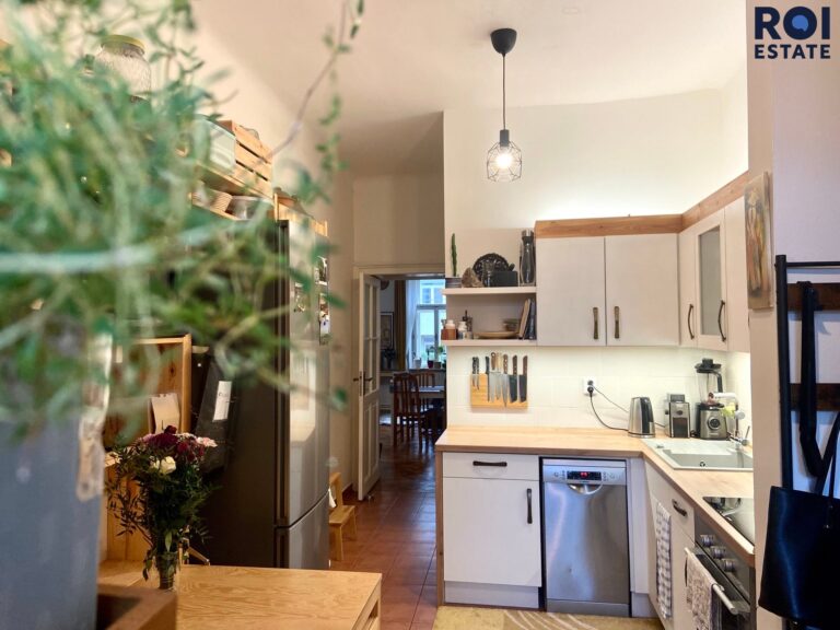 Pronájem bytu 2+1, 67 m² ulice Merhautova, terasa a zahrada