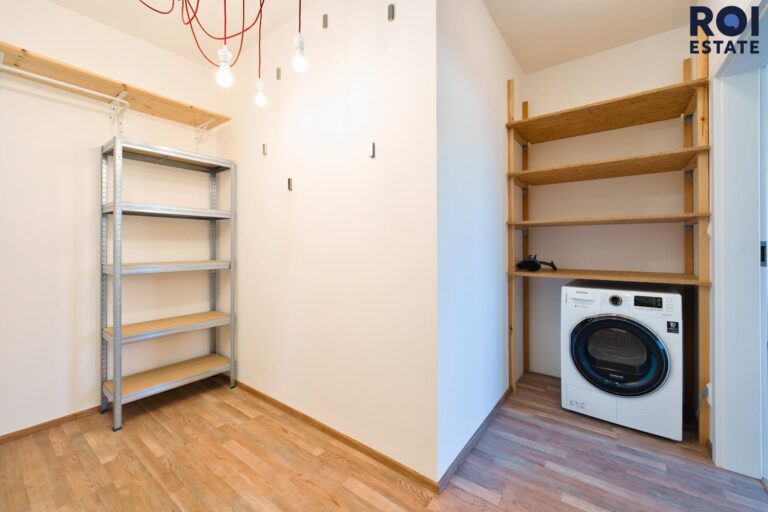 Pronájem bytu 2+kk, 62 m² – vč. garážového stání- Brno, Košinova – Královo Pole