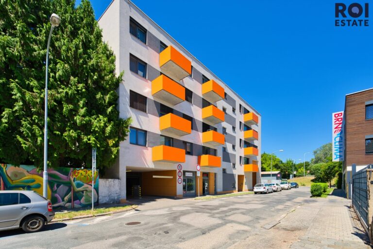 Pronájem bytu 2+kk, 62 m² – vč. garážového stání- Brno, Košinova – Královo Pole