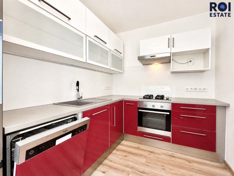 Pronájem velmi hezkého bytu 3+1 , sklep a lodžie, celkem 65 m² , Brno – Starý Lískovec