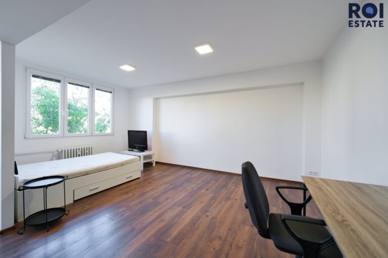 Pronájem byty 1+1, 41 m² – Benešov