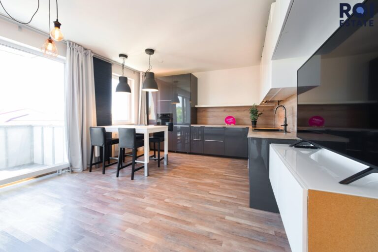 Pronájem bytu 2+kk, 62 m² – vč. garážového stání- Brno, Košinova – Královo Pole