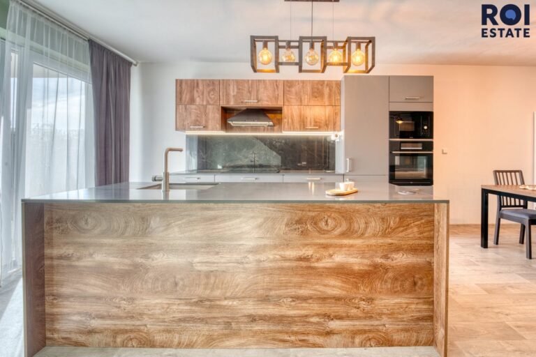 Pronájem bytu 4+kk, 113 m² – Mokrá-Horákov – Mokrá