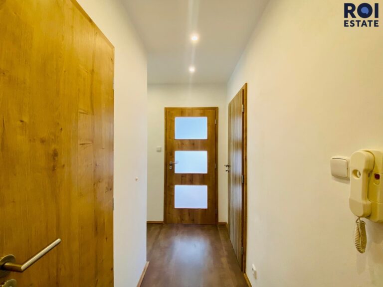 Pronájem zrekonstruovaného bytu v oblíbené lokalitě , Byty 2+1,  51 m² – Brno – Lesná