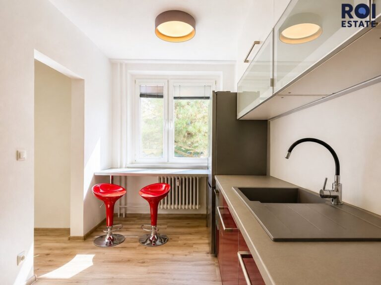 Pronájem velmi hezkého bytu 3+1 , sklep a lodžie, celkem 65 m² , Brno – Starý Lískovec