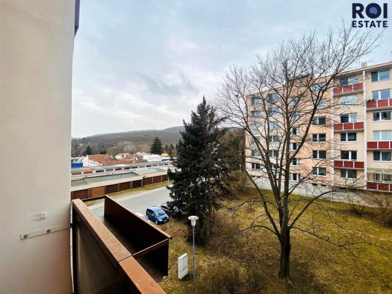 Pronájem zrekonstruovaného bytu 2+1 s balkonem, 61 m² – Brno – Komín