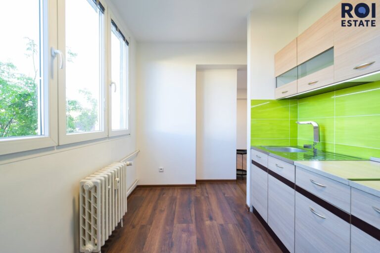 Pronájem byty 1+1, 41 m² – Benešov