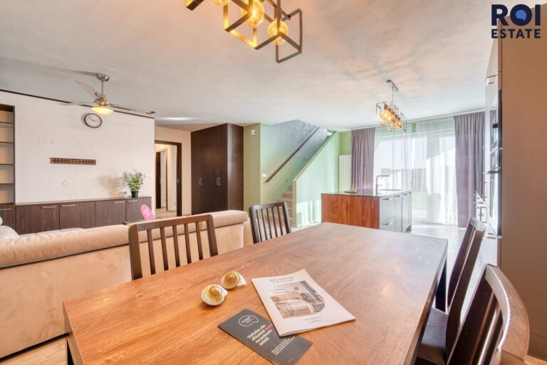 Pronájem bytu 4+kk, 113 m² – Mokrá-Horákov – Mokrá