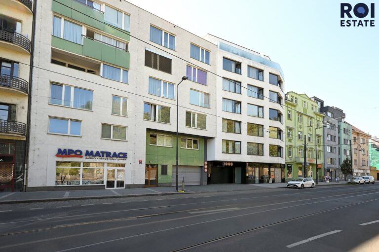 Pronájem bytu 1+kk 37 m² se sklepem a parkovacím stáním, Praha – Michle
