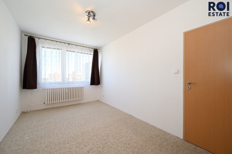 Pronájem bytu 3+1 72 m² s prostornou lodžií, Kladno – Kročehlavy