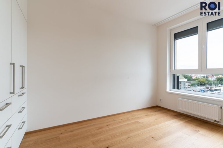 Moderní 1+kk s balkonem v novostavbě Kralupy nad Vltavou – skvělé spojení do Prahy