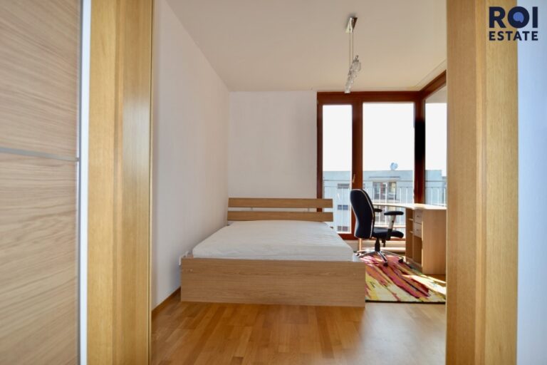 Pronájem bytu 1+kk, 30m² s parkováním, Praha 5 – Stodůlky