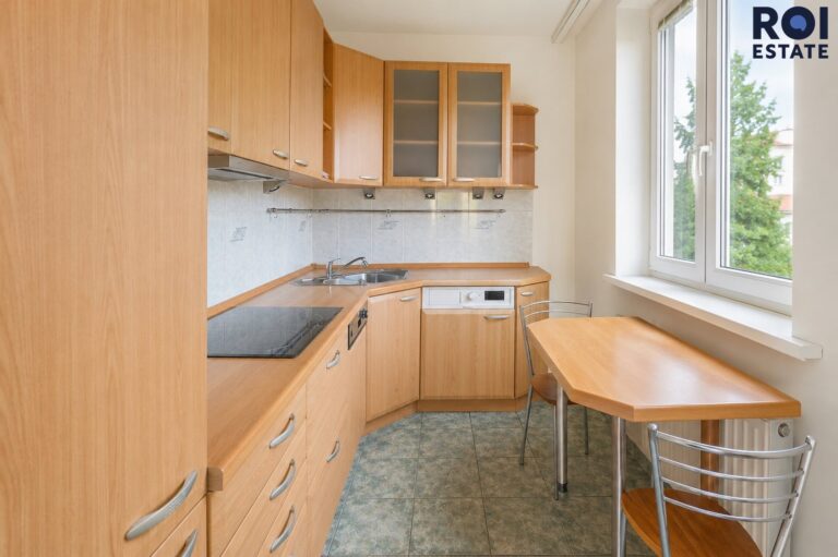 Prodej světlého 3+1 (73 m²) s balkonem na pomezí Lesné a Černých Polí – ul. Marie Majerové, Brno