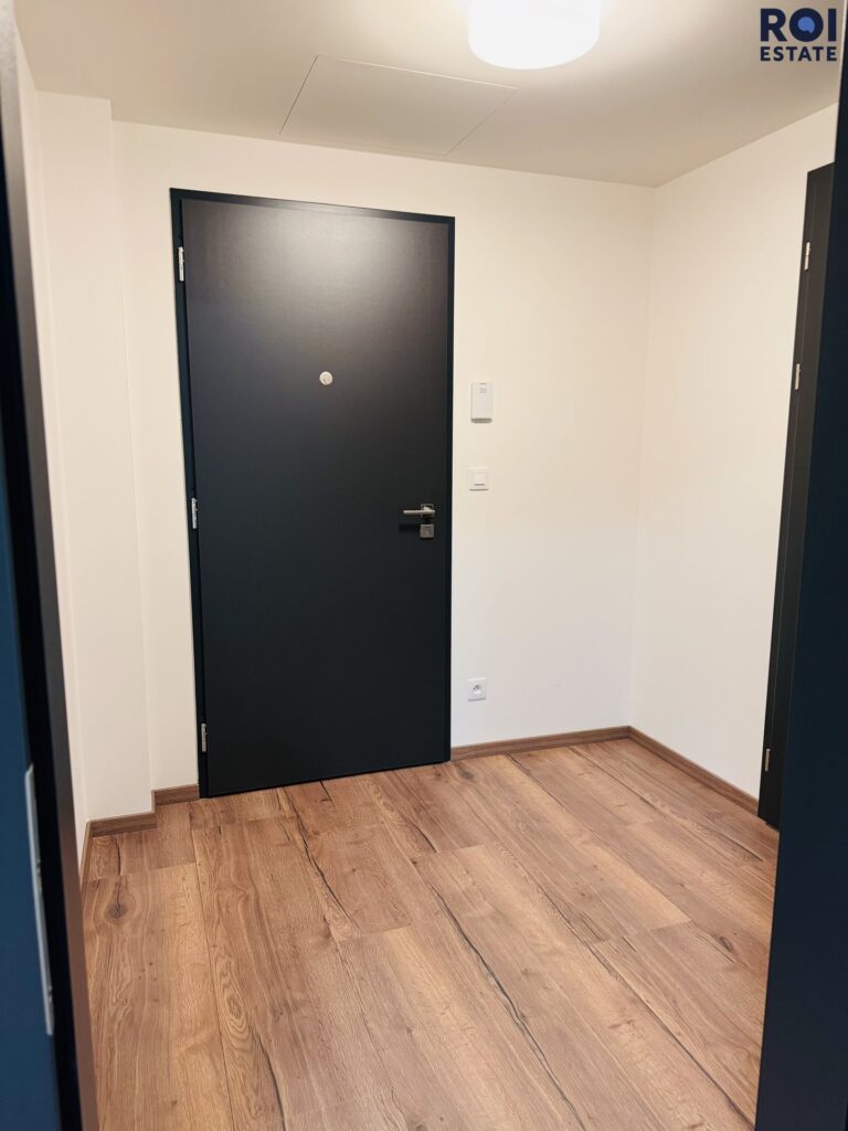 Pronájem bytu 2+kk, 63 m² s terasou a parkovicím stáním, Kolbenova – Praha – Vysočany