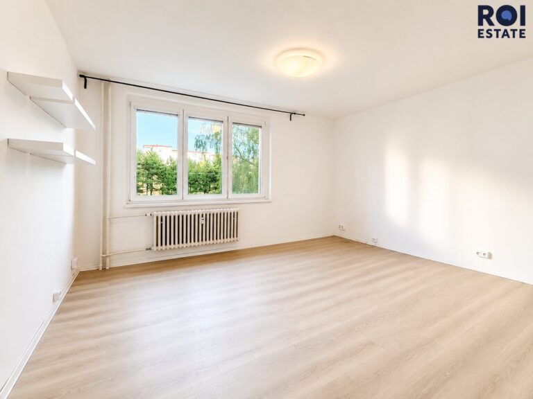 Pronájem světlého bytu 1+kk po rekonstrukci, Brno – Líšeň