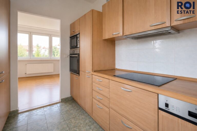 Prodej světlého 3+1 (73 m²) s balkonem na pomezí Lesné a Černých Polí – ul. Marie Majerové, Brno