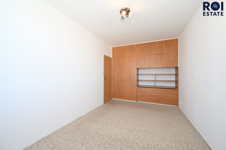 Pronájem bytu 3+1 72 m² s prostornou lodžií, Kladno – Kročehlavy