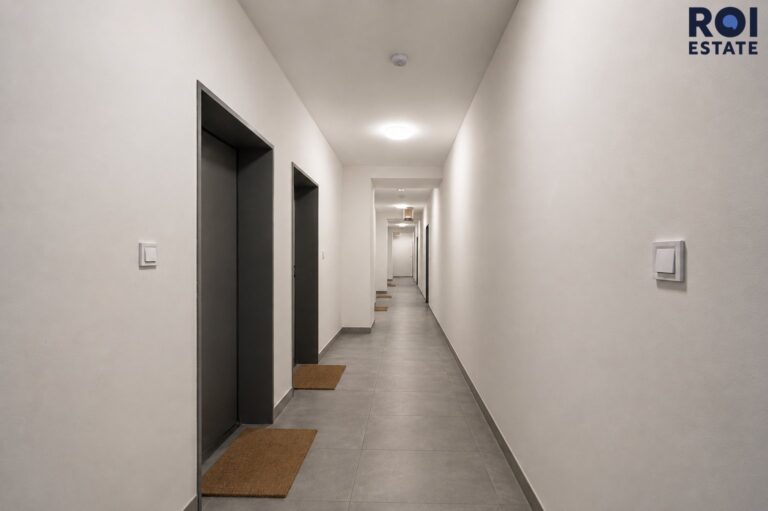 Pronájem ateliéru 1+kk 18,4 m² s balkónem v novostavbě, Brno – Žabovřesky