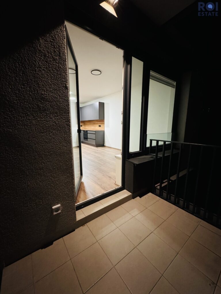 Pronájem bytu 2+kk, 63 m² s terasou a parkovicím stáním, Kolbenova – Praha – Vysočany