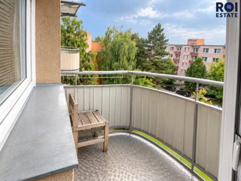 Pronájem útulného bytu 1+1, 34 m² s balkónem 4 m² – Šlapanice, ul. Brněnská