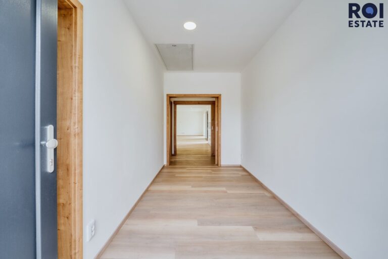 Prodej rodinného domu, celková ploha pozemku je 655 m2 , užitná plocha domu 133 m², Blažovice, Panská