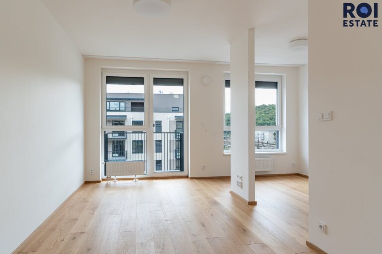 Světlé 1+kk s balkonem v 6. patře novostavby v Kralupech nad Vltavou