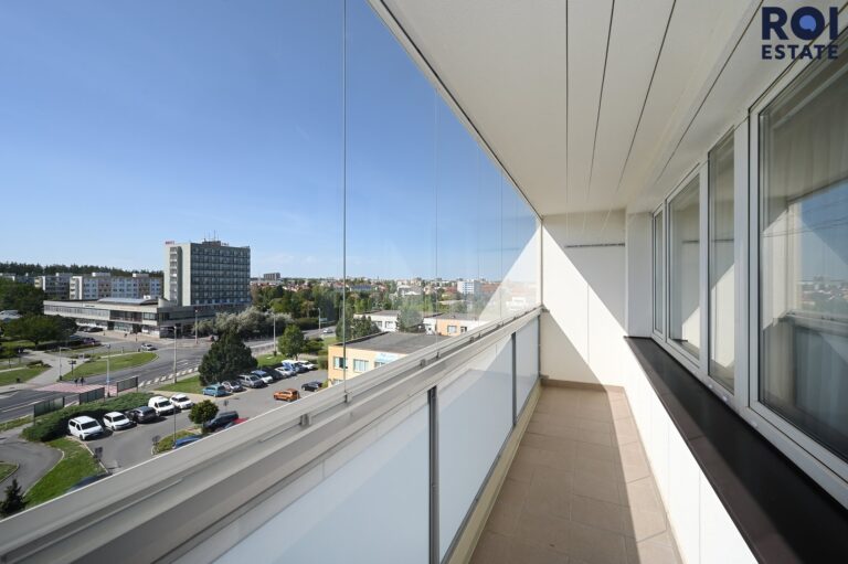 Pronájem bytu 3+1 72 m² s prostornou lodžií, Kladno – Kročehlavy