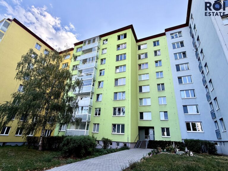 Pronájem světlého bytu 1+kk po rekonstrukci, Brno – Líšeň