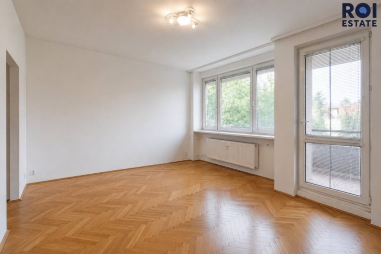 Prodej světlého 3+1 (73 m²) s balkonem na pomezí Lesné a Černých Polí – ul. Marie Majerové, Brno