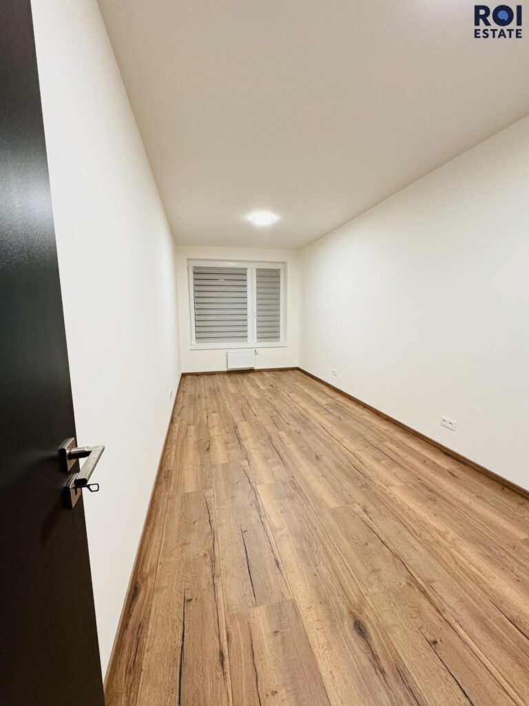 Pronájem bytu 2+kk, 63 m² s terasou a parkovicím stáním, Kolbenova – Praha – Vysočany