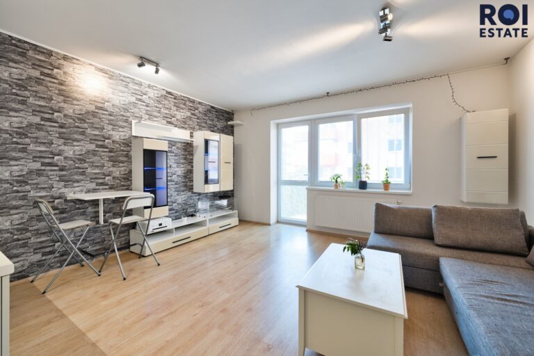 Prodej bytu 1+kk 39 m² s balkonem a sklepem Brno – Žebětín