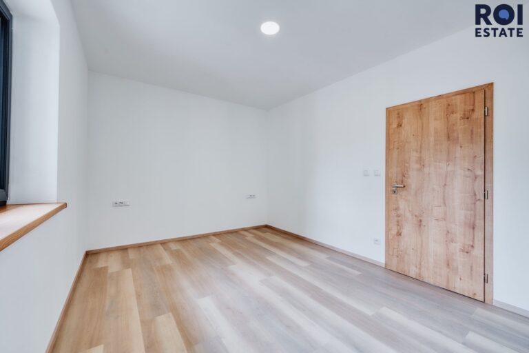 Prodej rodinného domu, celková ploha pozemku je 655 m2 , užitná plocha domu 133 m², Blažovice, Panská