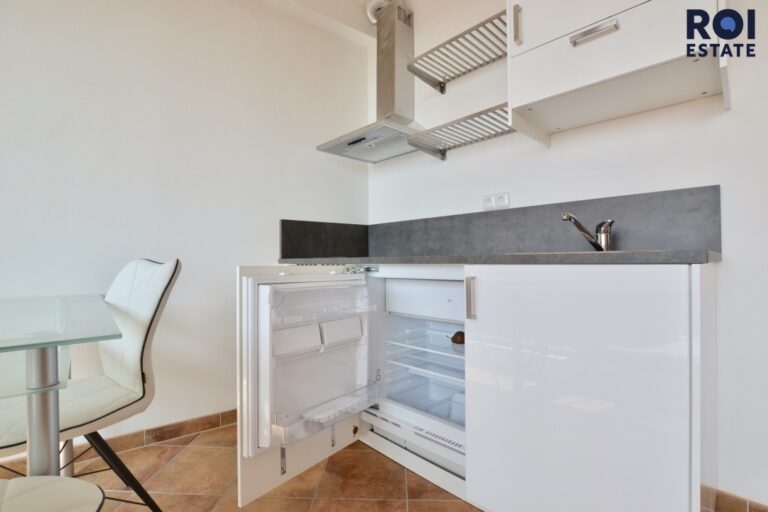 Pronájem bytu 1+kk, 30m² s parkováním, Praha 5 – Stodůlky