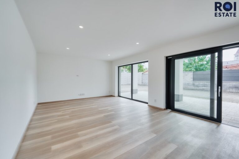 Prodej rodinného domu, celková ploha pozemku je 655 m2 , užitná plocha domu 133 m², Blažovice, Panská