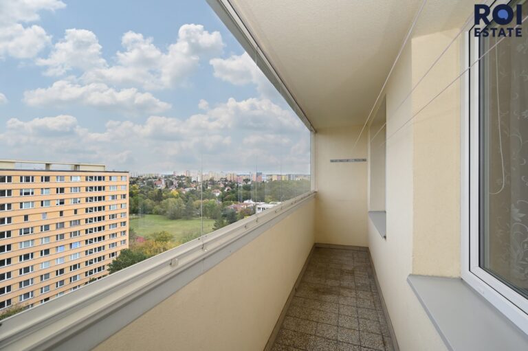 Pronájem bytu 1+1 s lodžií, Praha 4 – Braník
