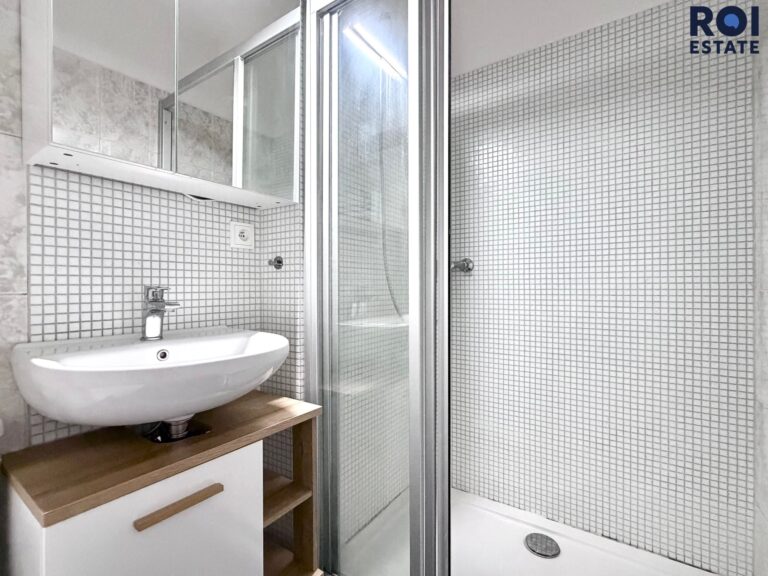 Pronájem bytu 1+kk , celková plocha 27 m², Brno – Pisárky, s terasou, sklepem a společnou zahradou s ohništěm