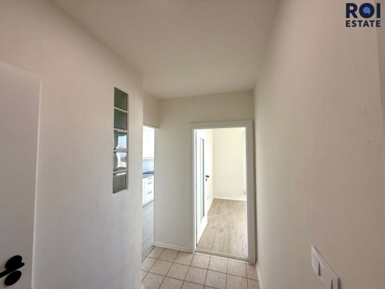 Moderní a světlý byt 3+1 , 68 m² po kompletní rekonstrukci s balkonem – Elplova 36, Brno