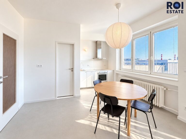 Pronájem bytu 3+kk 58 m², Brno – Černá Pole, s terasou