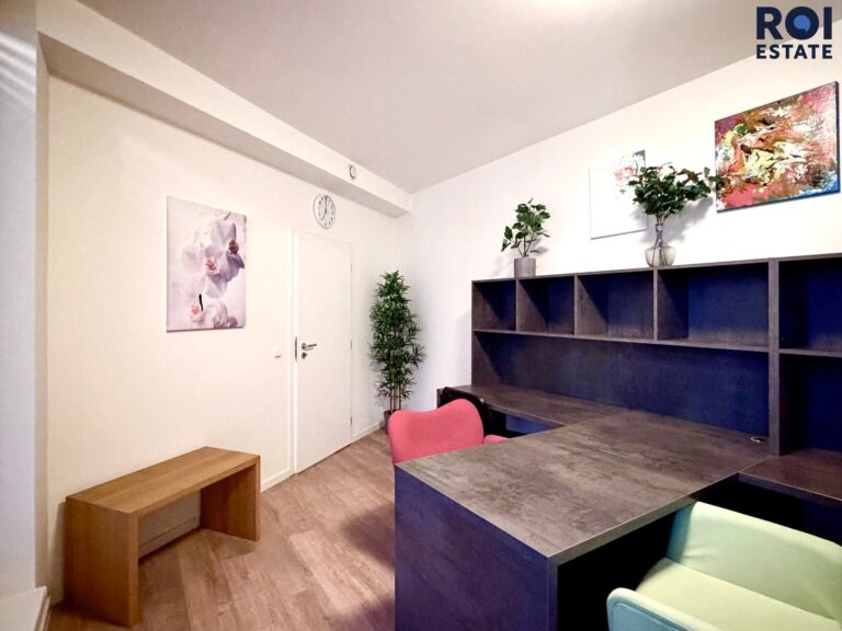 Pronájem vybaveného bytu 3+kk 85 m², Brno – Staré Brno s krásnou lodžií 11 m2, skladem 2,4m2 a parkováním  12m2