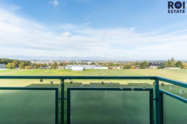 Pronájem bytu 3+kk 73 m², Praha – Horní Měcholupy