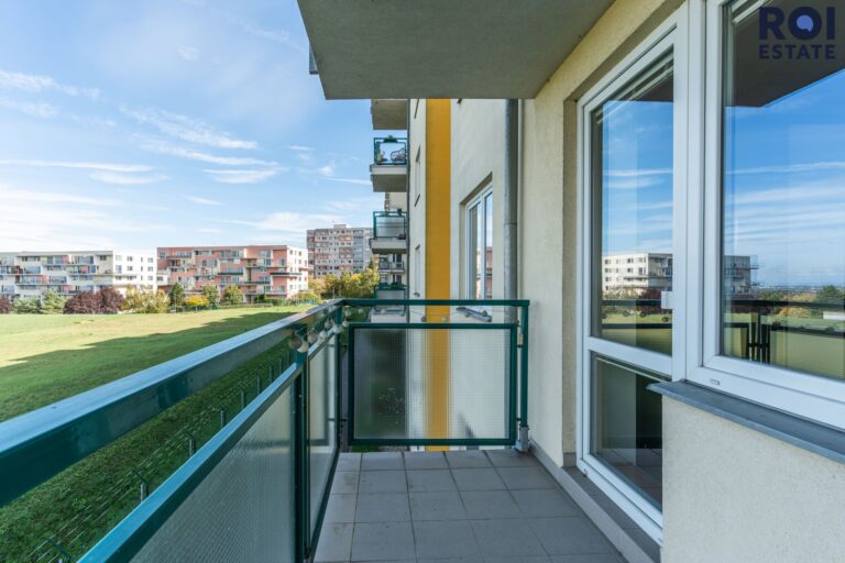 Pronájem bytu 3+kk 73 m², Praha – Horní Měcholupy
