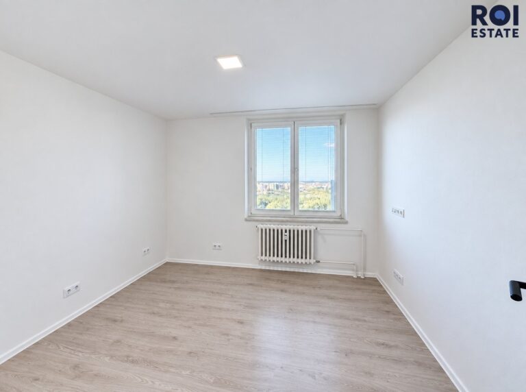 Moderní a světlý byt 3+1 , 68 m² po kompletní rekonstrukci s balkonem – Elplova 36, Brno
